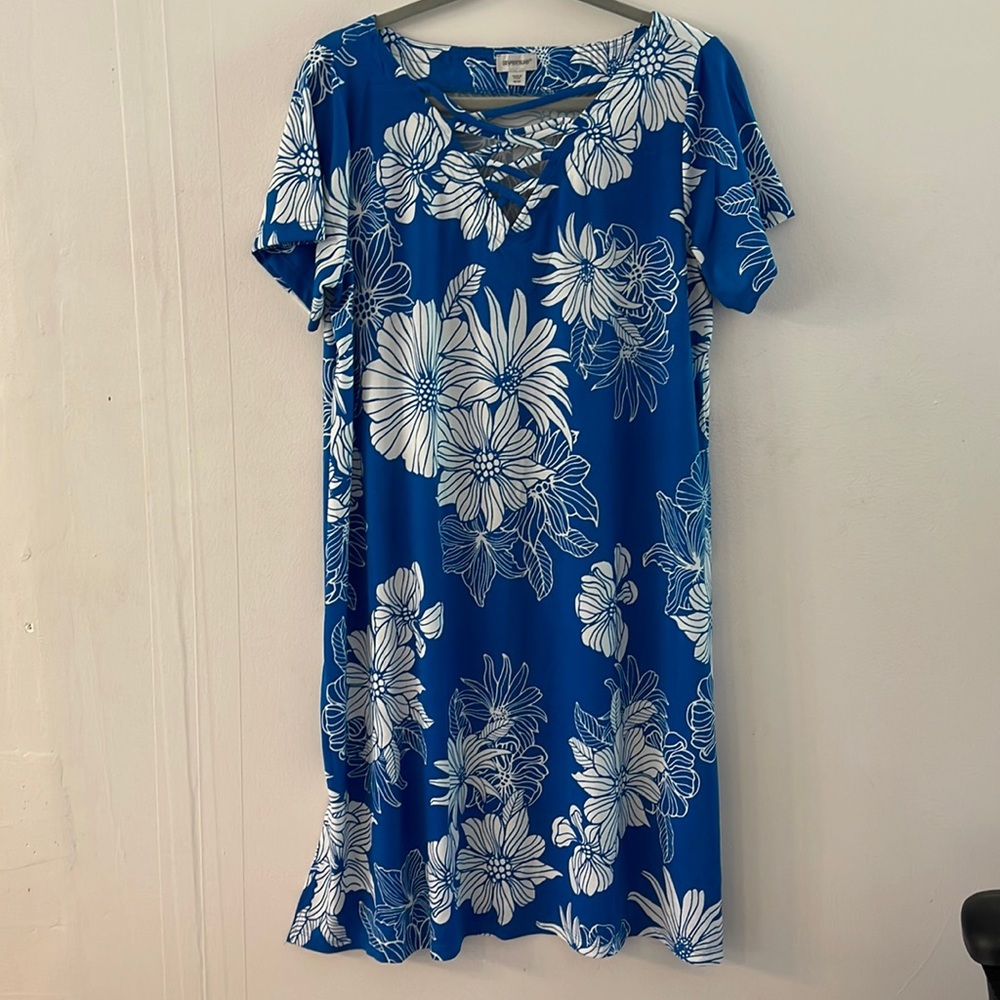 Avenue Size 18/20 Blue Floral Dress